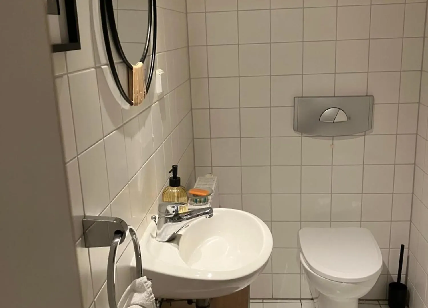Stilvolle 3,5-Zimmer-Wohnung In Ilvesheim 0*,  Germany