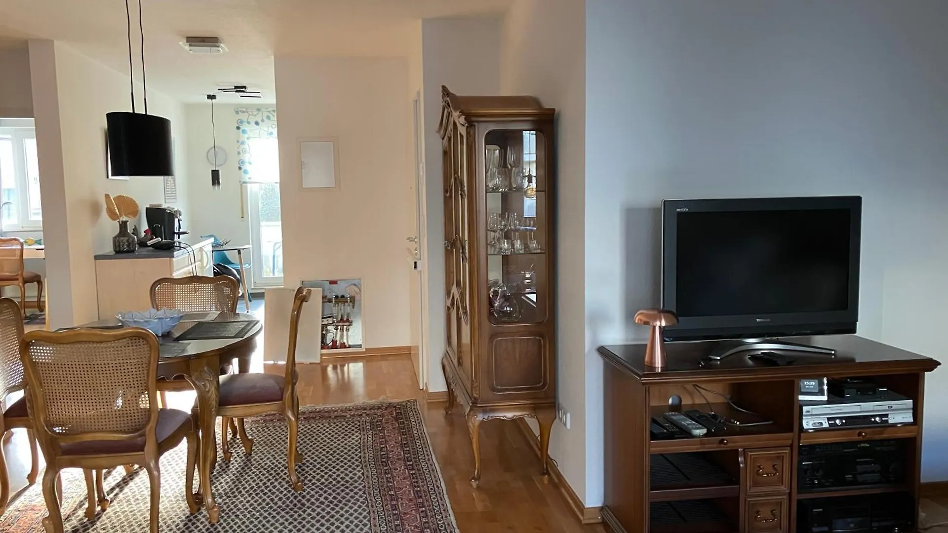 Stilvolle 3,5-Zimmer-Wohnung In Ilvesheim 0*,